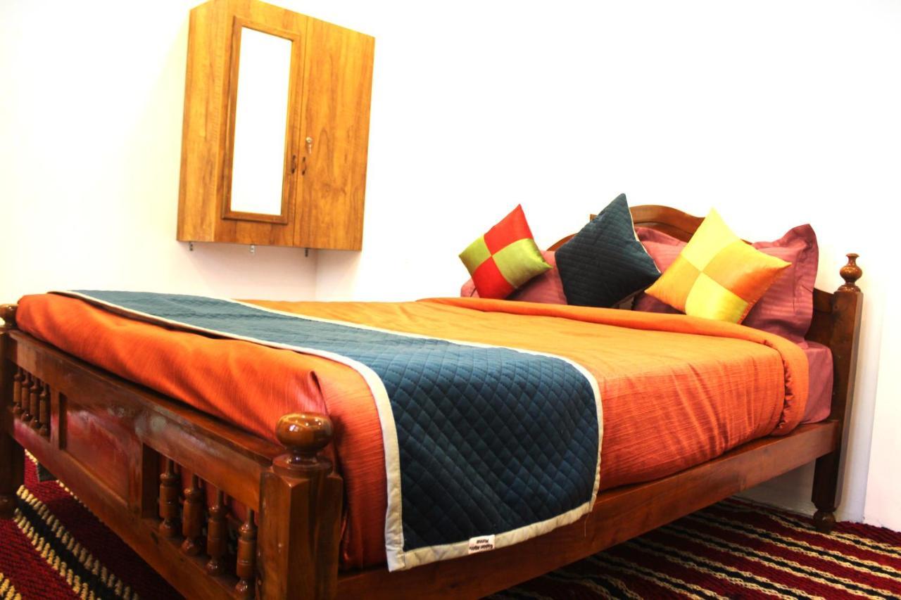 Arabian Nights Munnar Vila Exterior foto