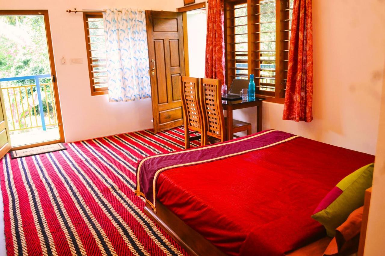 Arabian Nights Munnar Vila Exterior foto