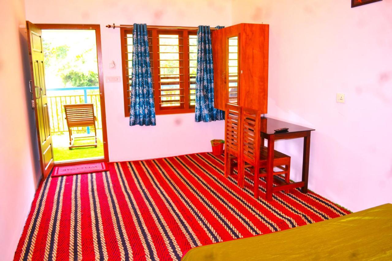 Arabian Nights Munnar Vila Exterior foto