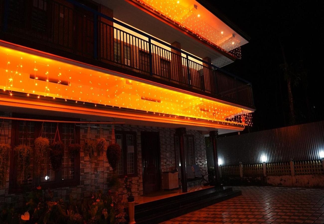 Arabian Nights Munnar Vila Exterior foto