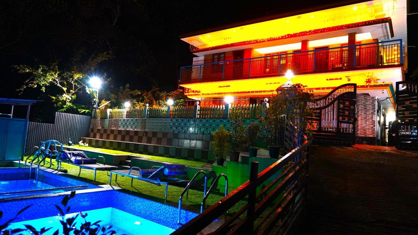 Arabian Nights Munnar Vila Exterior foto