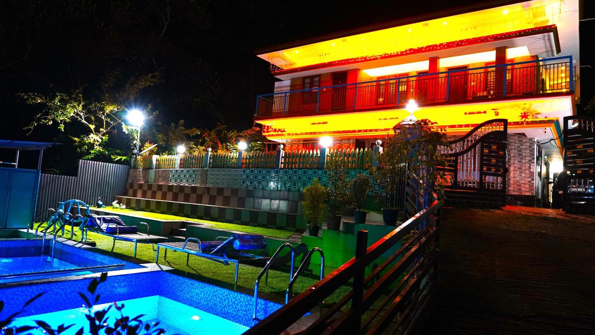 Arabian Nights Munnar Vila Exterior foto